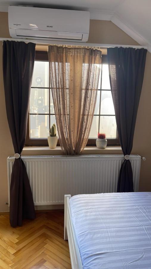 Guesthouse 12A Priştine Dış mekan fotoğraf